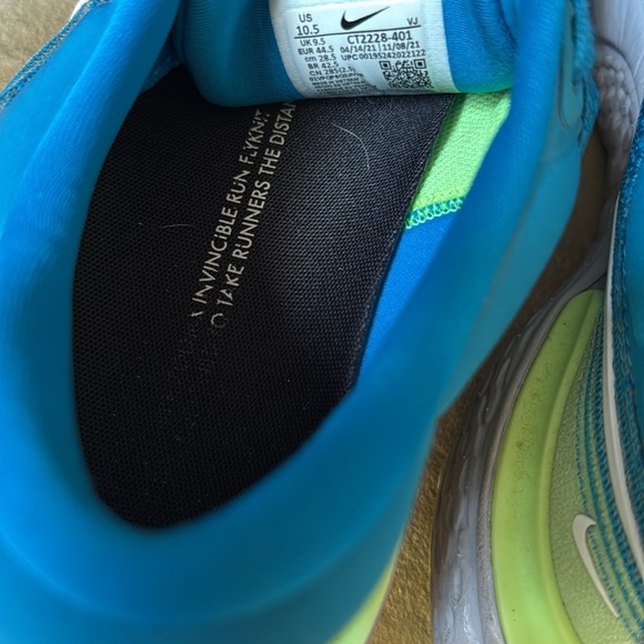 Men’s Nike invincible run - Picture 6 of 9